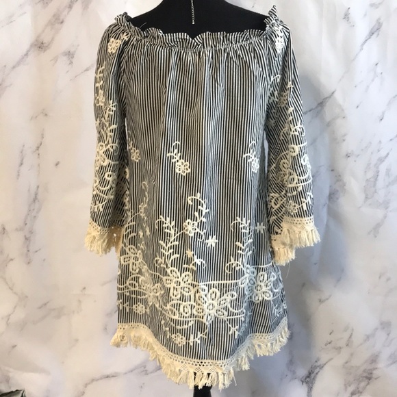 IVORY & BLACK STRIPED TUNIC DRESS - Picture 6 of 8